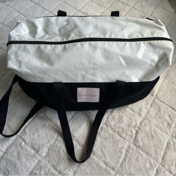 Victoria's Secret | Black & White Duffle Gym Bag Weekender Tote | One Size - Picture 2 of 16